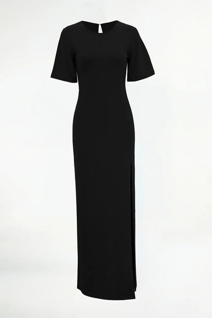 Vestido Comprido com Colar