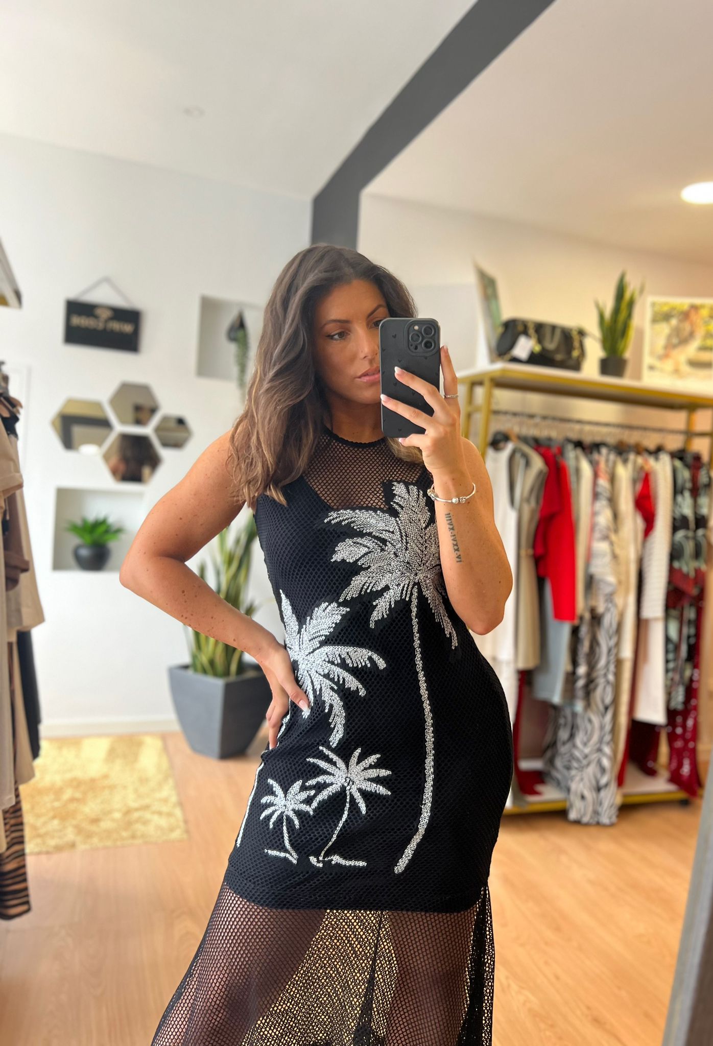 Vestido Tela Com Bordado