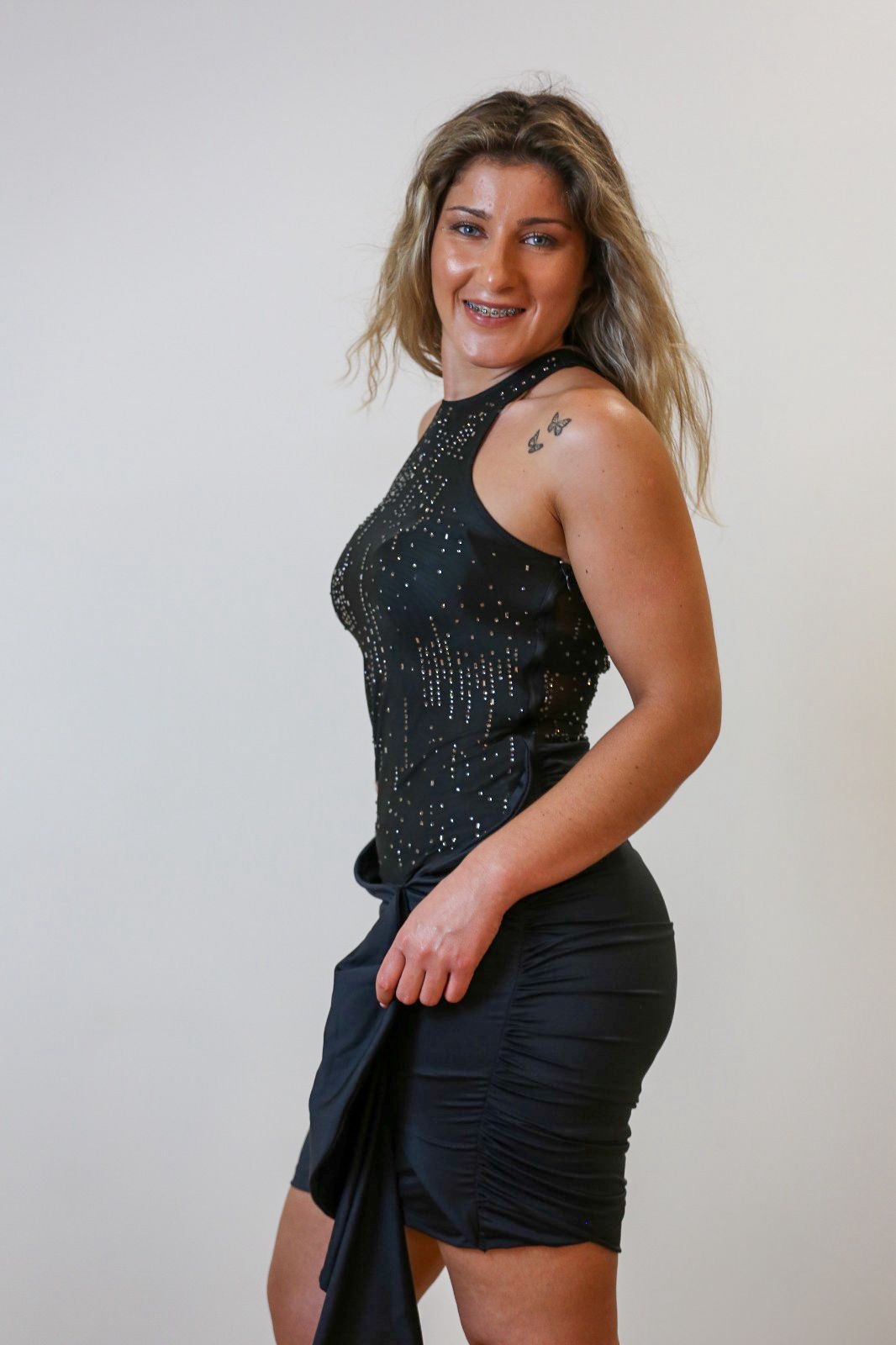 Vestido Detalhe Tule com Aplicação