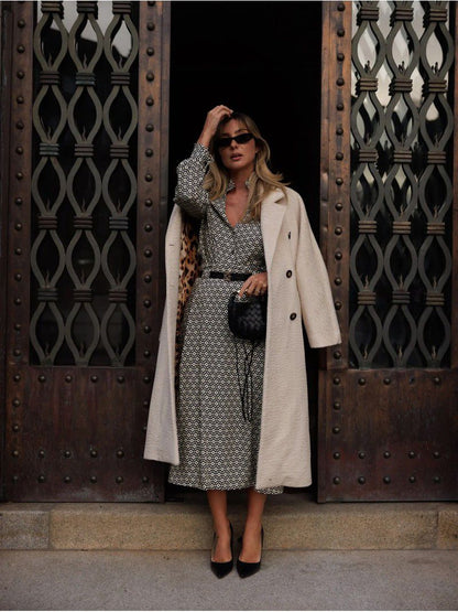 Casaco oversize em tecido fantasia