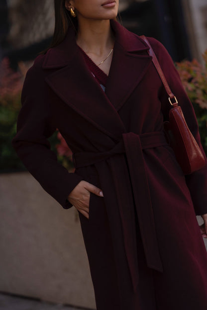 Casaco Comprido com Gola Ampla e Cinto