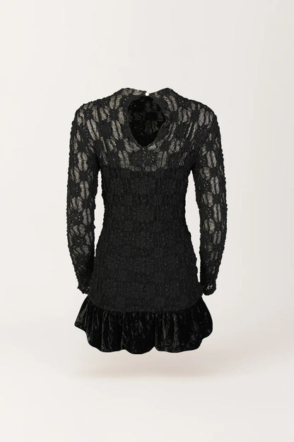 Vestido Curto em Renda com Saia de Veludo Plissado