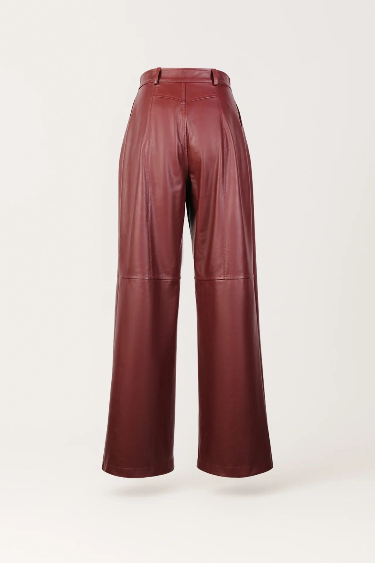 Calças com efeito de pele e cintura média