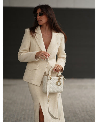 Blazer tweed curto com bolsos