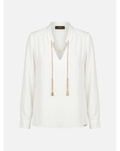 Blusa com corrente metálica