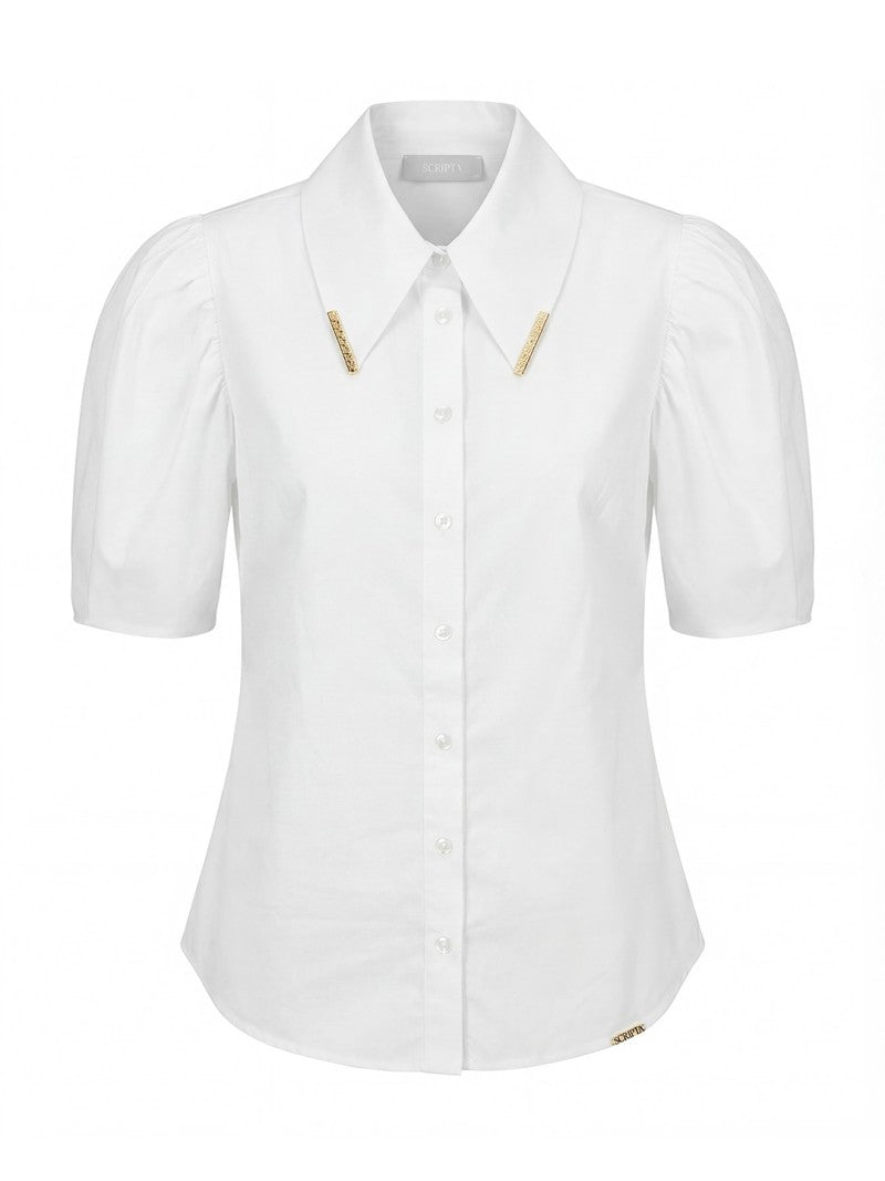 Blusa com detalhe metálico