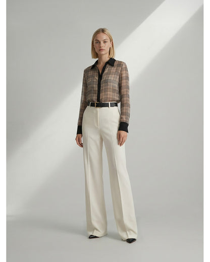 Blusa estampado xadrez com detalhes em contraste