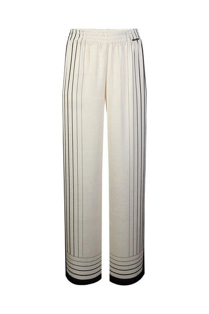 Conjunto Feminino em Seda Off-White com Detalhes em Preto
