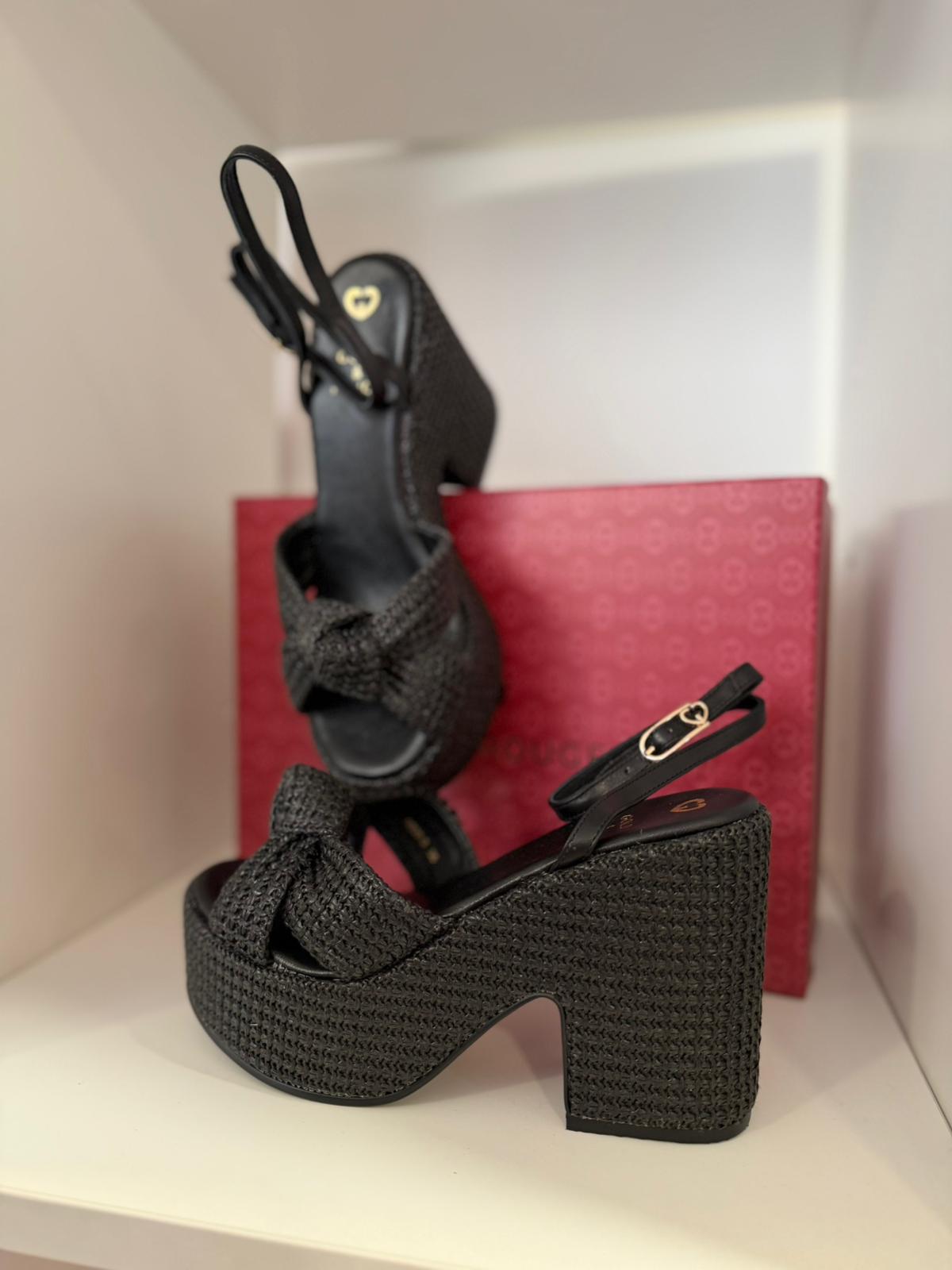 NUTY - BLACK
