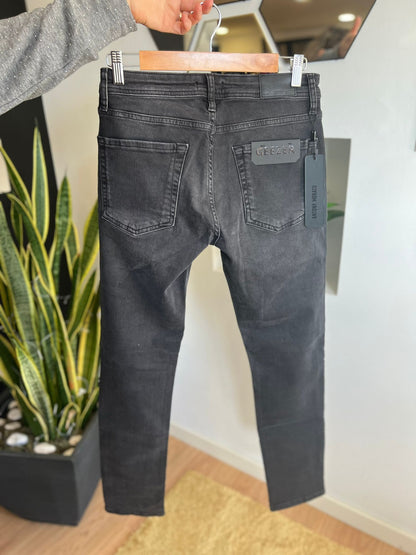 Calças de Ganga Antony Morato – GEEZER (Slim Fit) – Cinzento Escuro