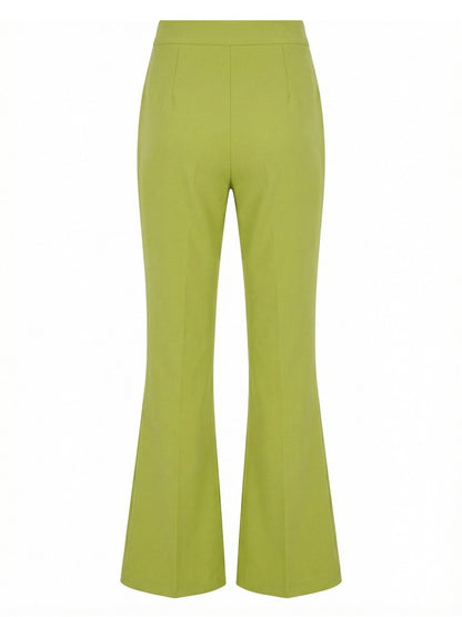 Calça boca de sino em tecido liso