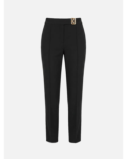 Calça clássica com logo dourado