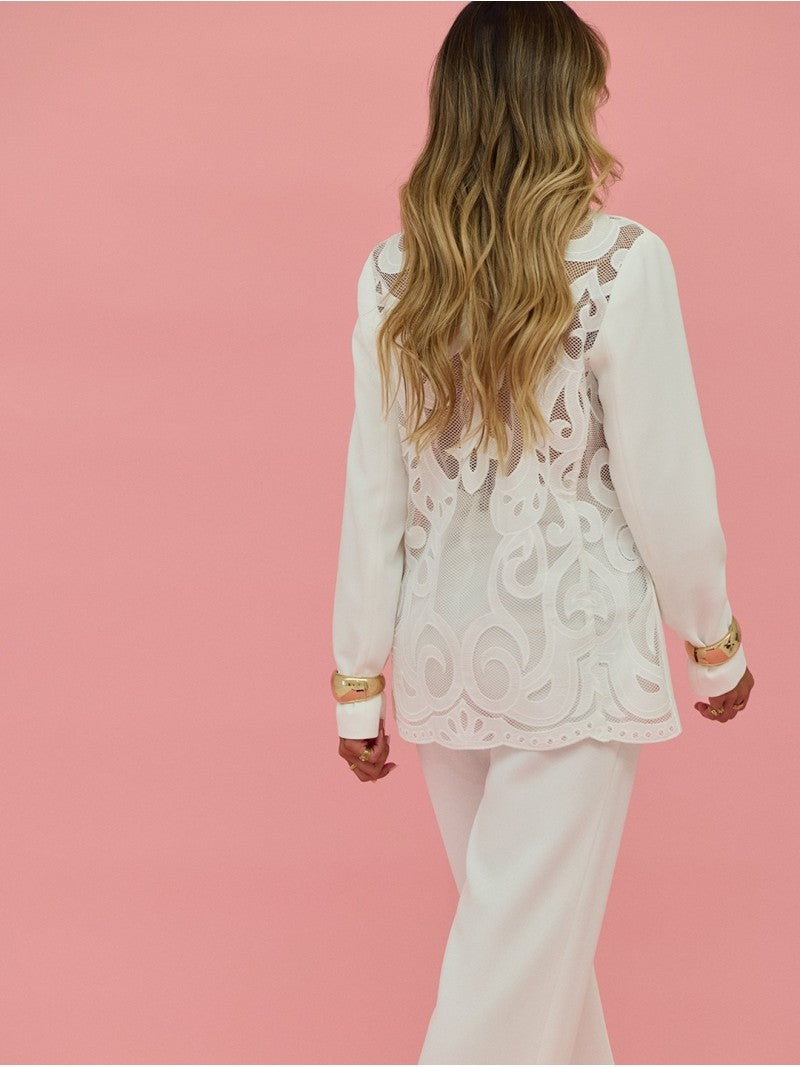 Calça fluída com vinca costurada