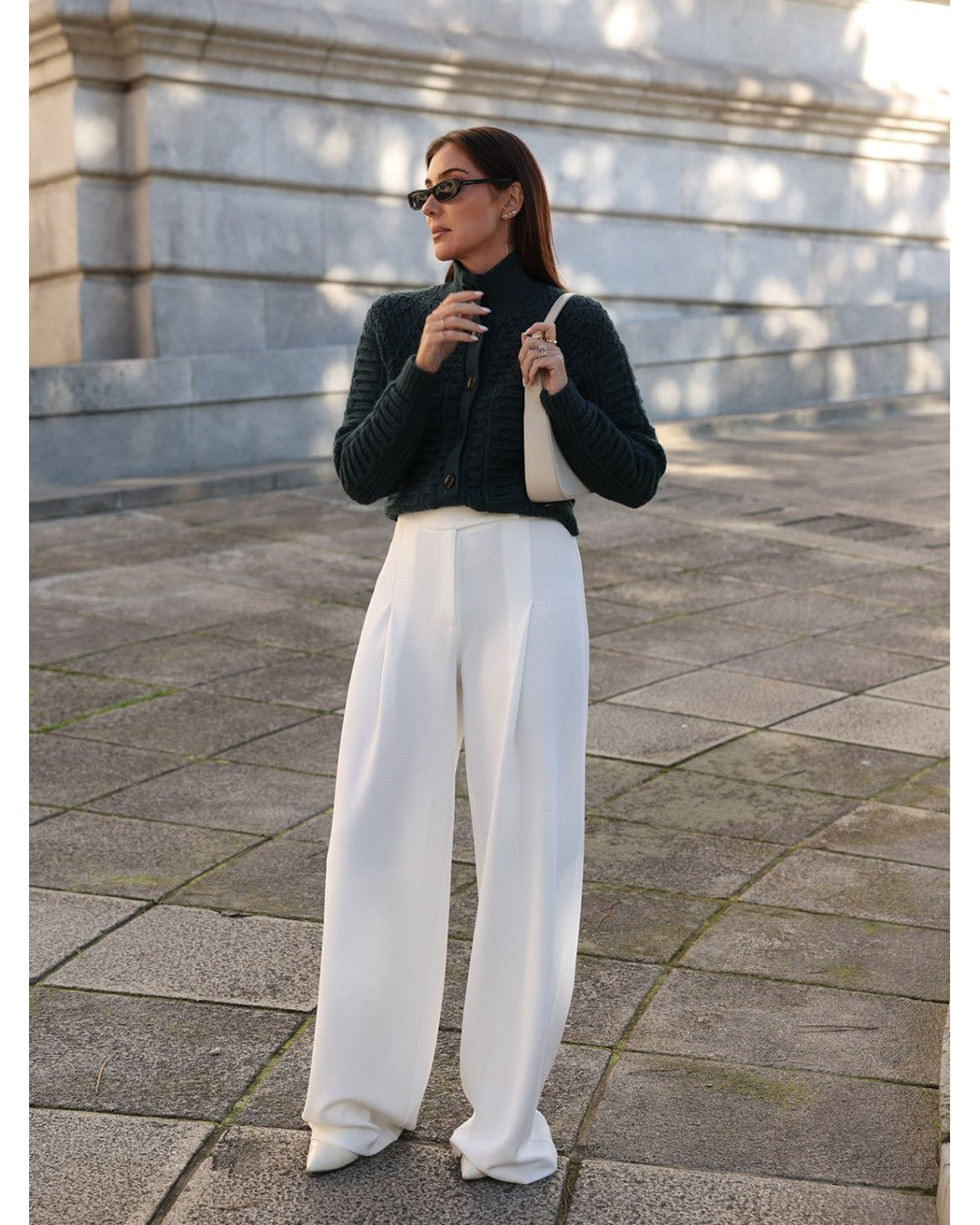 Calça wide leg com pinça