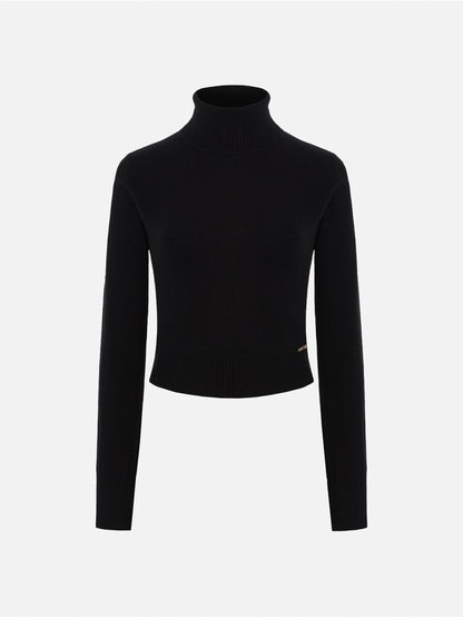 Camisola curta com gola alta