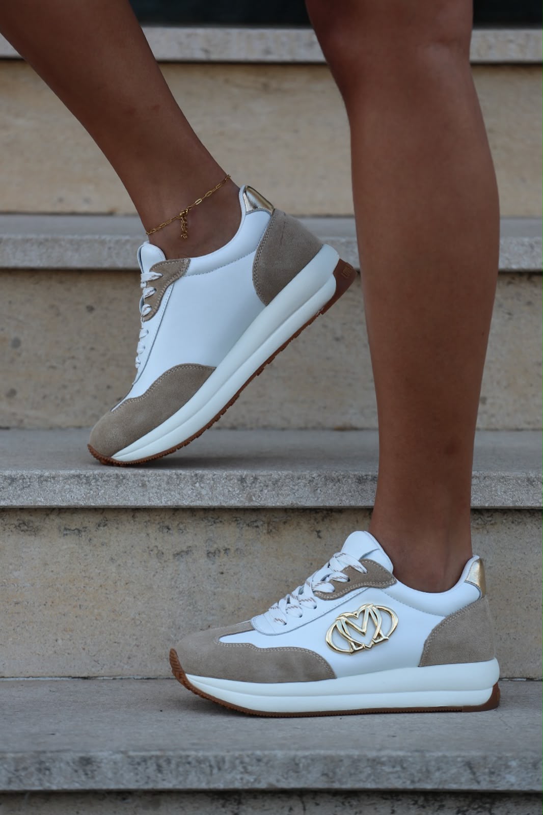 Ténis Love Moschino Branco & Bege