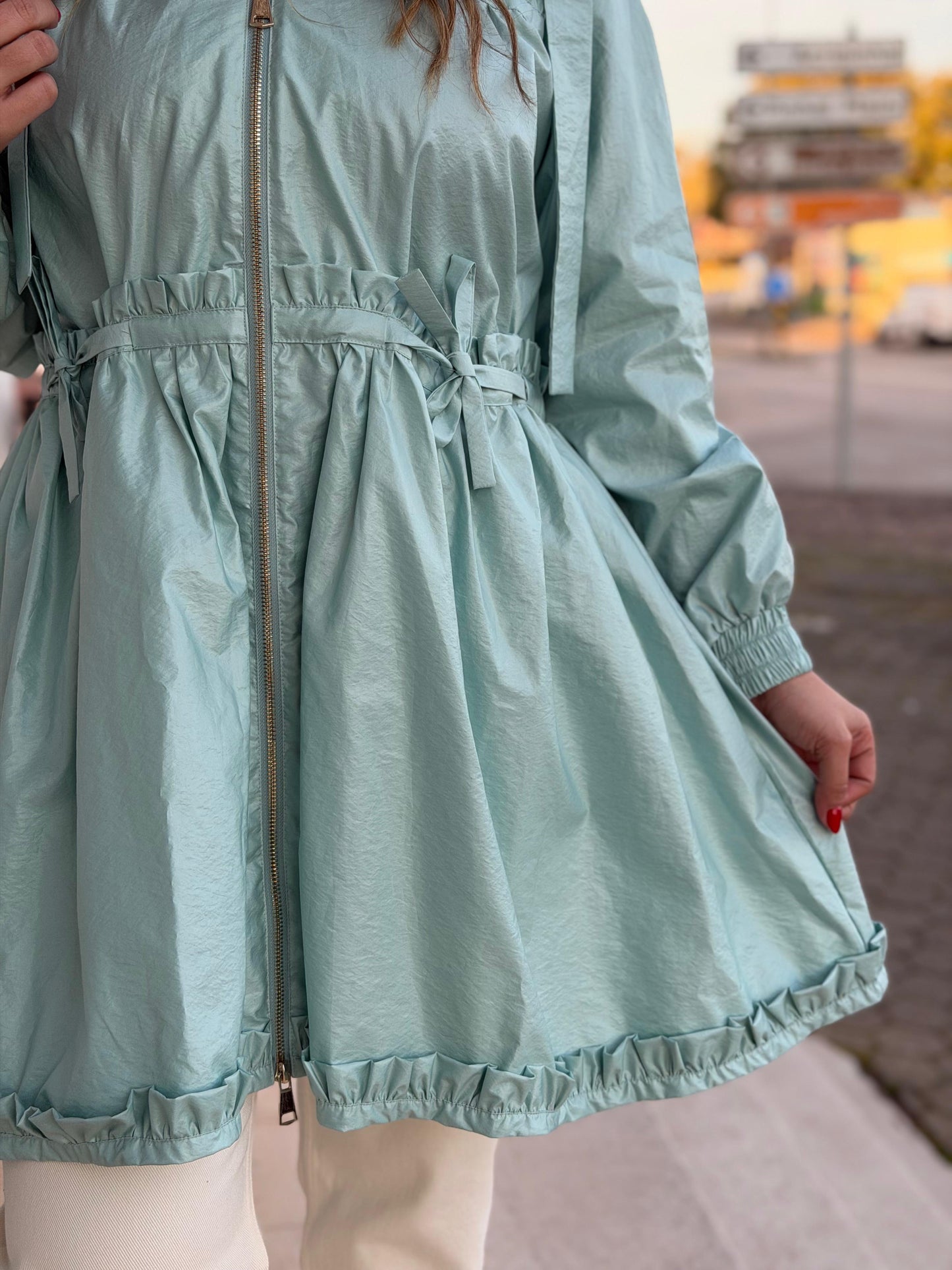 Parka Leve com Cintura Ajustável – Verde Claro