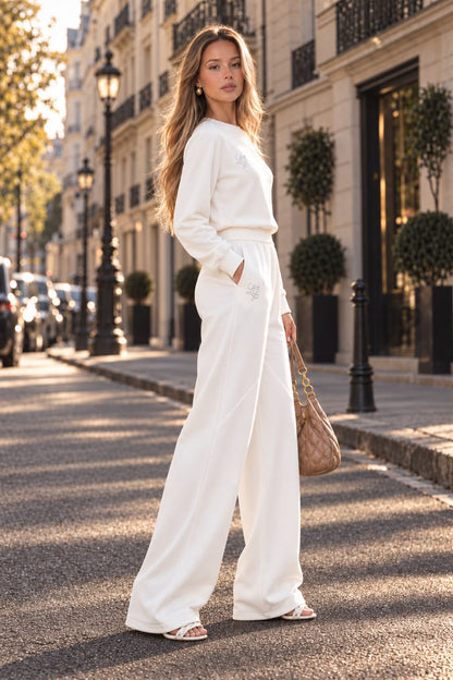 Conjunto branco com calças wide leg