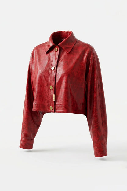 Casaco curto vermelho com efeito pele