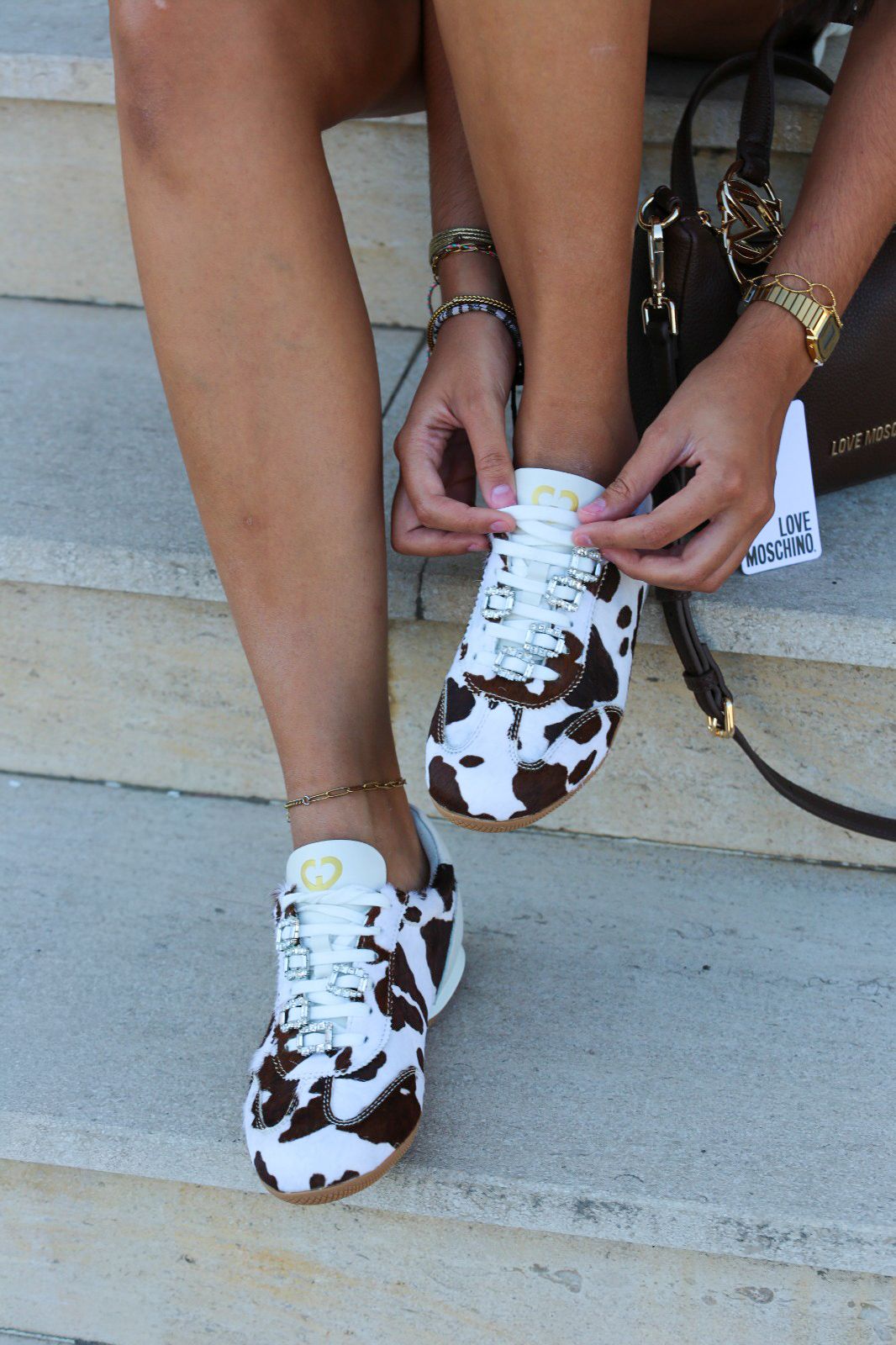 Sapatilhas Animal Print Cow com Aplicações de Brilho