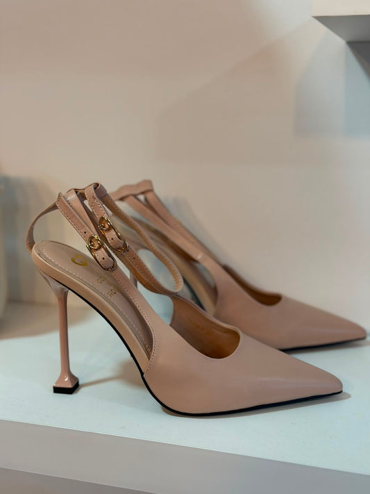 Sapato de Salto Nude com Pulseira no Tornozelo