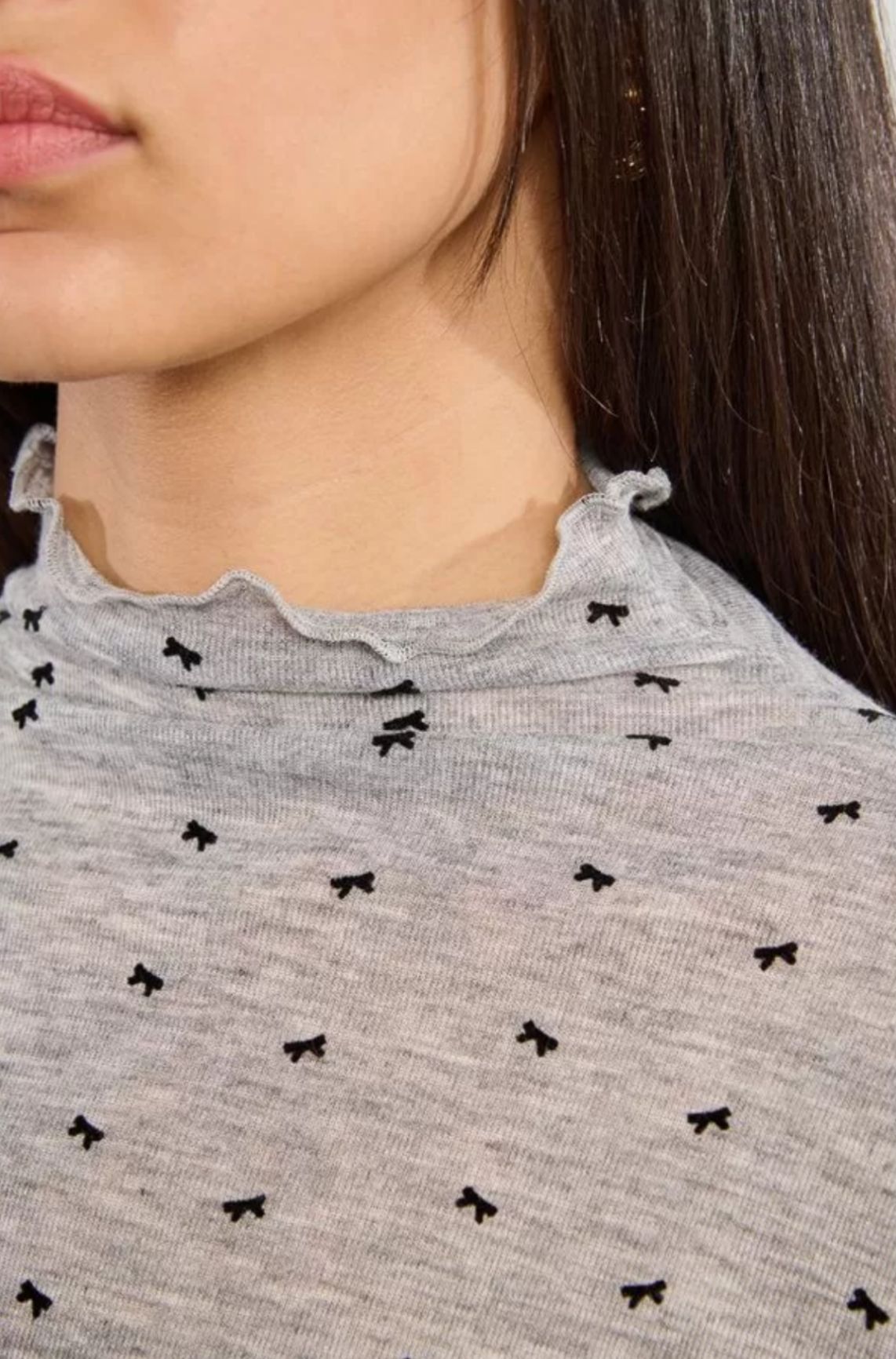 Camisola fina com laço