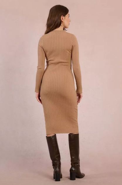 Vestido de malha canelada, para amarrar