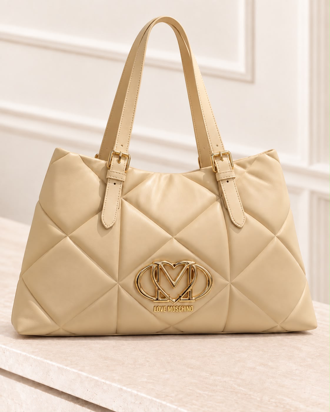 Mala Shopper Acolchoada Love Moschino