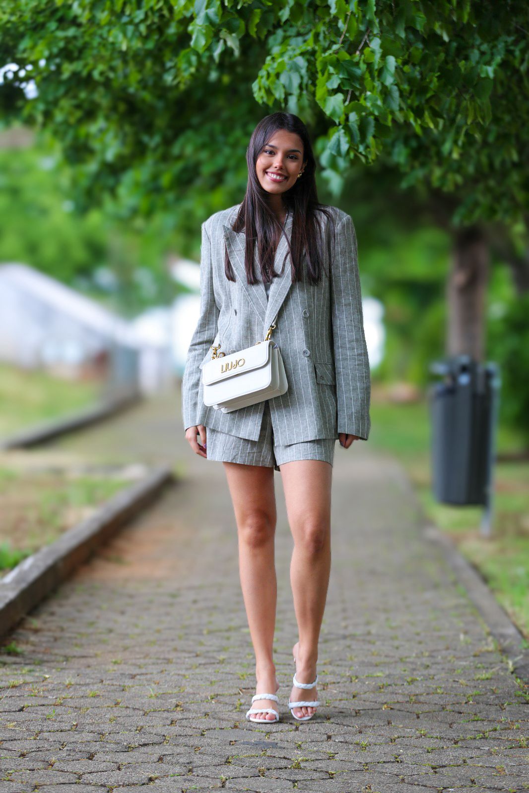 Conjunto Blazer & Calção Risca Fina