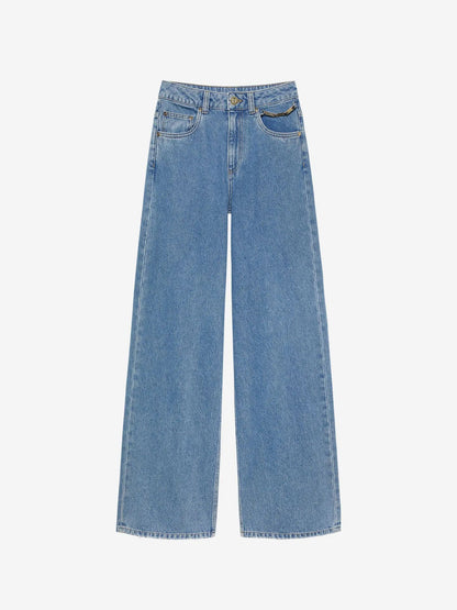 Calça jeans com detalhe de corrente