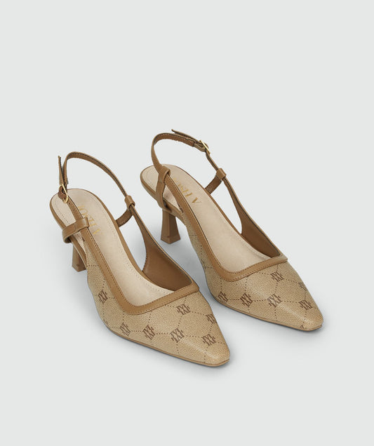 Sandálias com fecho de fivela