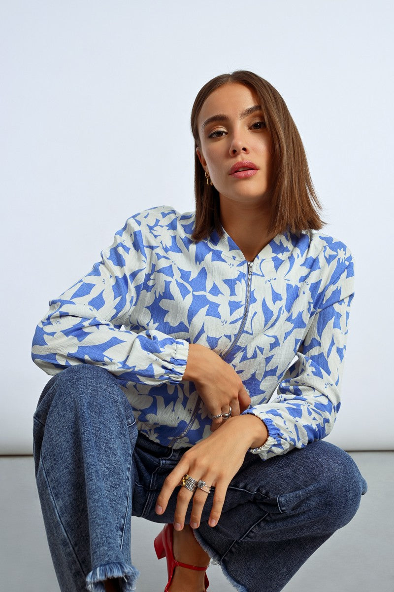 Jaqueta bomber curta estampada
