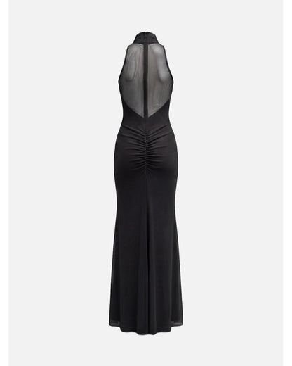 Vestido com pormenor franzido