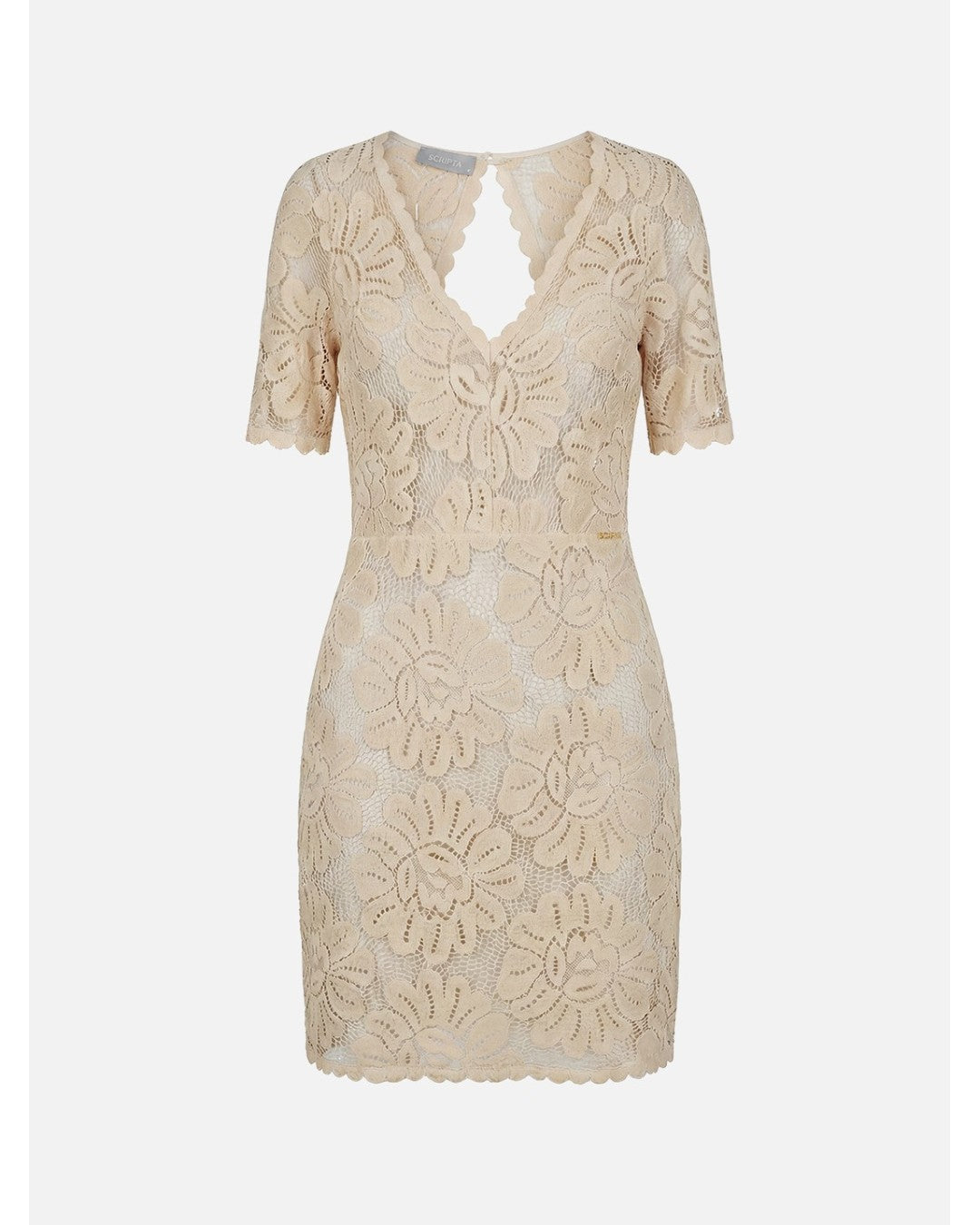 Vestido curto em renda