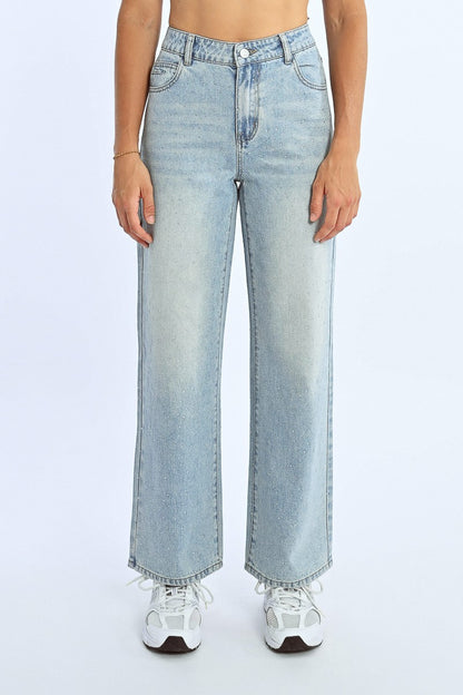 Calça jeans larga com strass